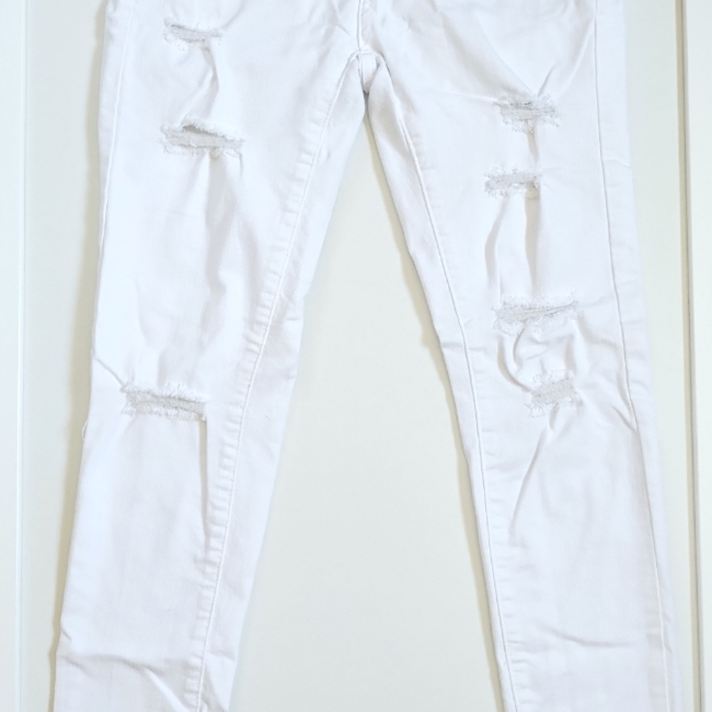 Distressed jean - Picture 3 of 4